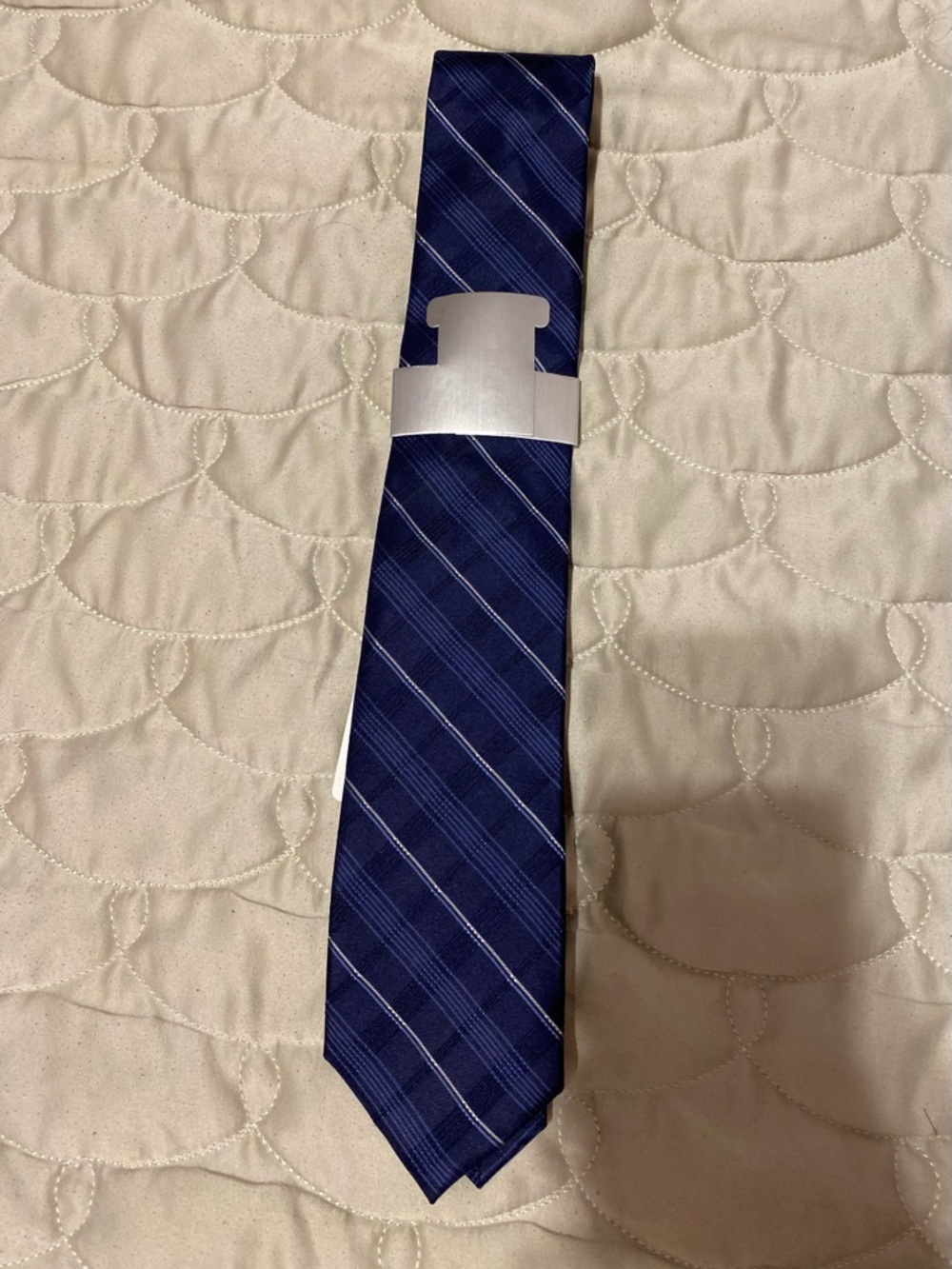 Calvin Klein Steel series blue plaid mens silk tie, 57 inches